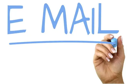 Use placeholders to personalise your bulk emails