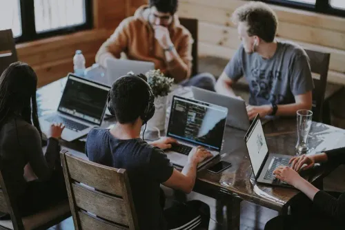 How Application Tracking Systems Can Solve Recruiting Challenges?