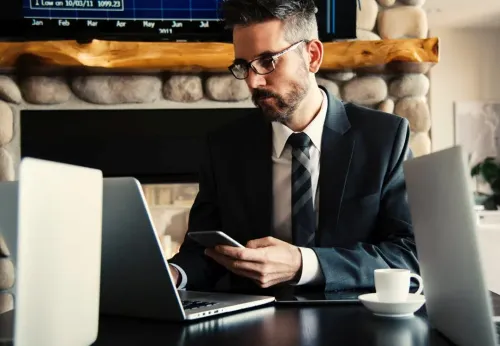 Why Web Based Recruitment Software Is Considered Better For HR Recruiting?